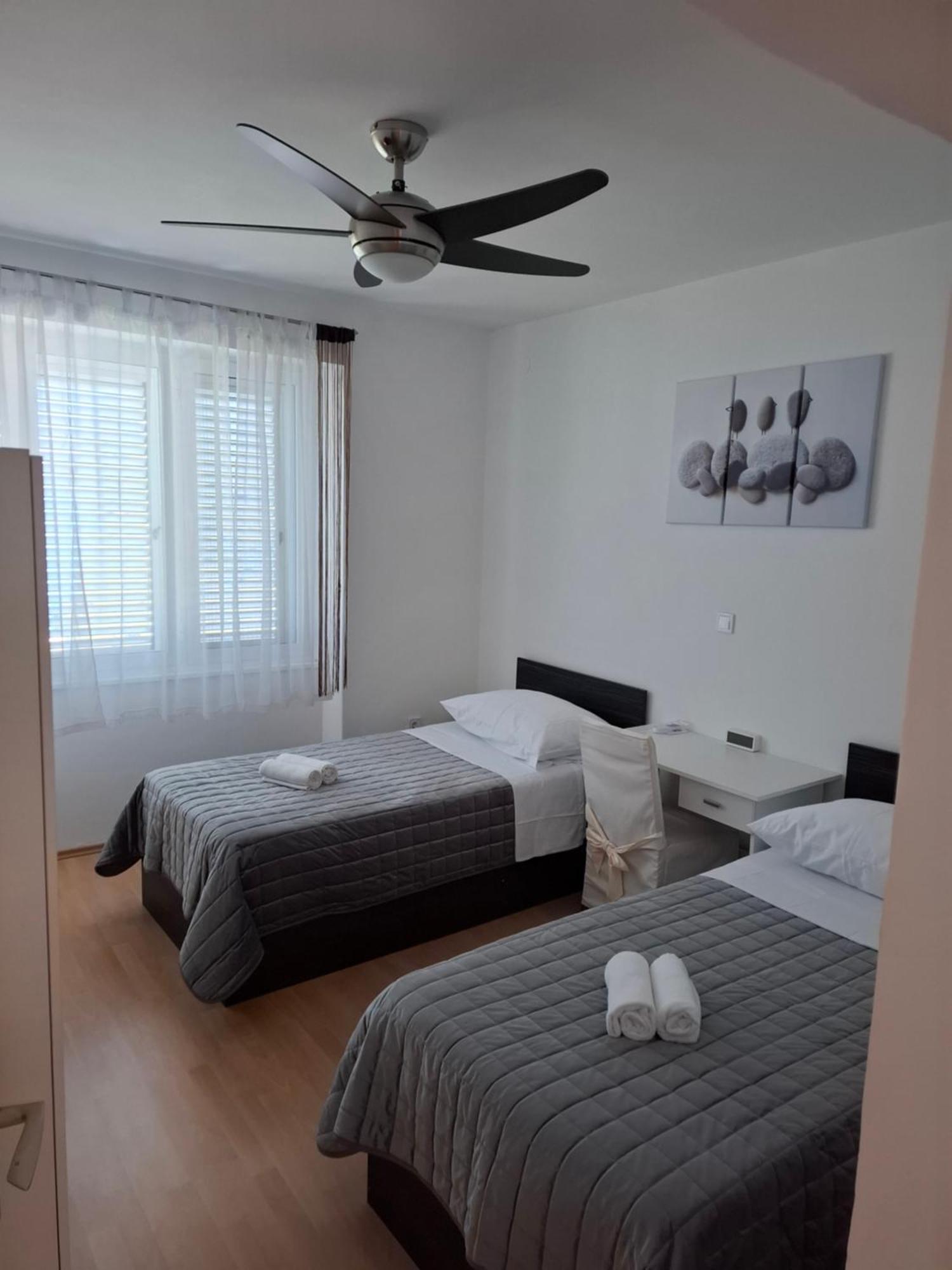Apartment Barka *